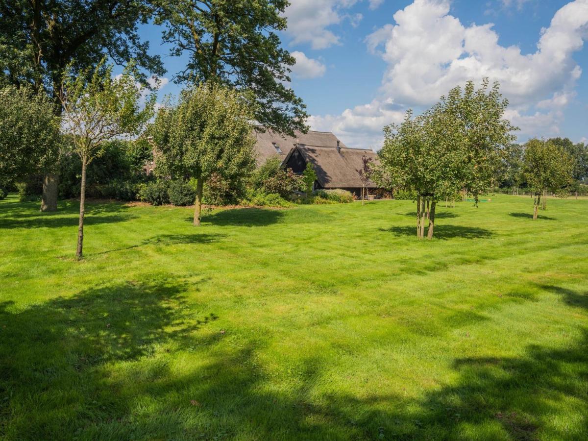 فيلا Grandeur Farmhouse In Dwingeloo At A National Park المظهر الخارجي الصورة